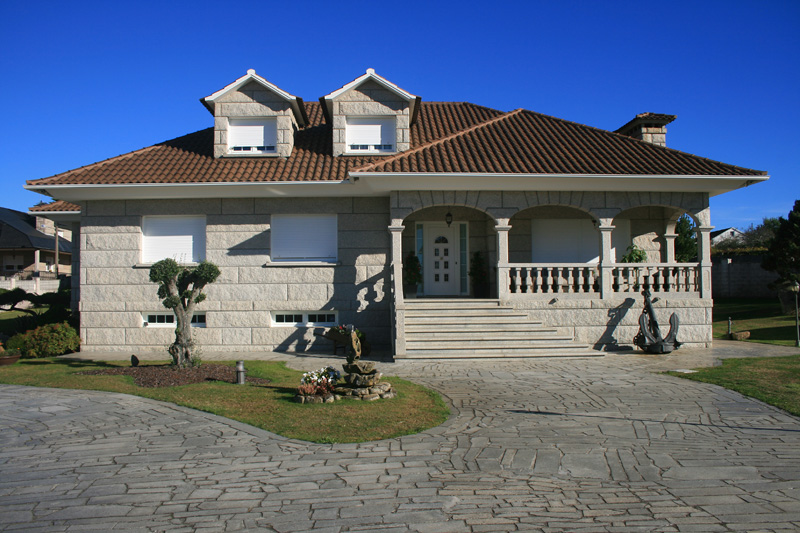 Vivienda construida en granito ibérico en Bueu